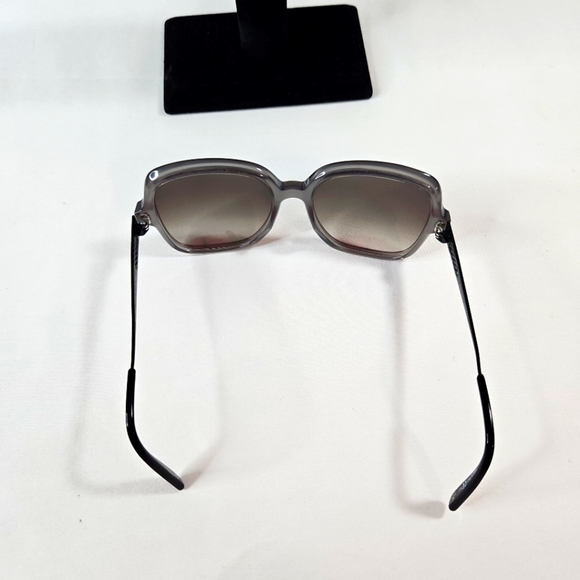 Bottega Veneta Smokey Gray Sunglasses - Picture 6 of 7